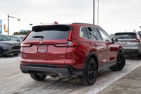 Tires - Rear Performance,Power Steering,Sun/Moonroof,Aluminum Wheels,4-Wheel Disc Brakes,Generic Sun... (image 1)