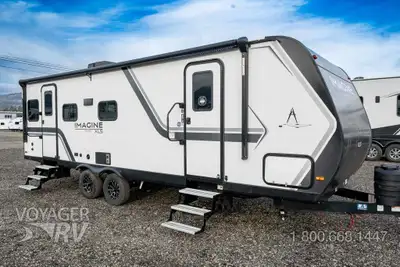 Located in Winfield, BC Call or Text 250-766-4607 Voyager RV Centre 1-800-668-1447 Peace of Mind Pac...