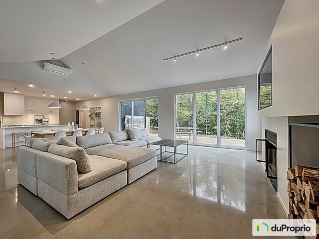 $713,000 - Bungalow for sale in St-Donat — photo 3