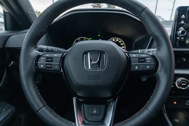 2026 Honda CR-V Hybrid Touring in Cars & Trucks in Edmonton - Image 13