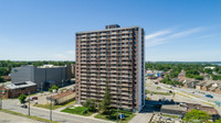 Conveniently located beside Lincoln Fields Shopping Centre near Britannia Beach, Lakeview Apartments... (image 1)