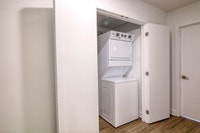 Renovated Akelius two bedroom apartment for rent. Located near Sauvé in the Ahuntsic neighborhood, M... (image 8)