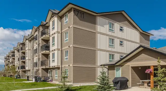 Pet-Friendly Two Bedroom Two Bath with In-suite Laundry for Rent in Long Term Rentals in Regina - Image 4
