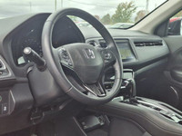 Come see this certified 2022 Honda HR-V Touring AWD | Leather | Sunroof | Nav | Adaptive Cruise | He... (image 1)