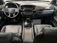 Experience refined capability in the 2022 Honda Pilot Black Edition, now available at Moose Jaw Hond... (image 8)