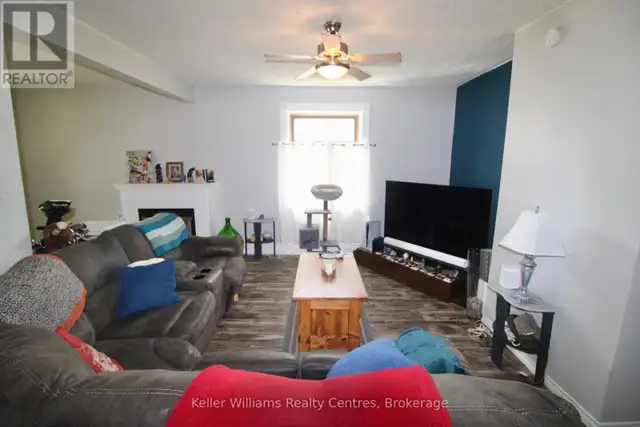 618 8TH AVENUE Hanover, Ontario in Houses for Sale in Owen Sound - Image 12