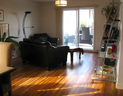 Condo 4 1/2 (triplex) à louer Proche du CARREFOUR LAVAL/CENTROPOLIS** 1 MOIS DE LOYER GRATUIT ! (Dur...