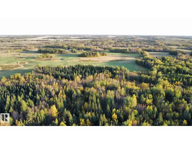 Range Road 225 @ township 612 Rural Thorhild County, Alberta in Land for Sale in Edmonton - Image 23