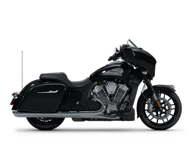 2025 Indian Motorcycles Chieftain Powerplus Black Metallic in Street, Cruisers & Choppers in Oshawa / Durham Region - Image 2