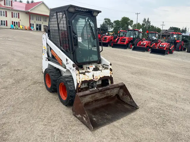2003 BOBCAT 453 Skidsteer  GONE TO 6&6 AUCTION in Heavy Equipment in Barrie - Image 5