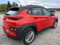 2019 HYUNDAI KONA PREFERRED EDITION ONLY 155,650KM CLEAN CARFAX TWO TONE ROOF HEATED SEATS SUPER CLE... (image 6)