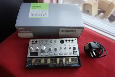 Korg Volca Bass à vendre, View more