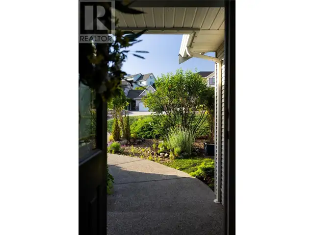 8875 Braeburn Drive Coldstream, British Columbia in Houses for Sale in Vernon - Image 8