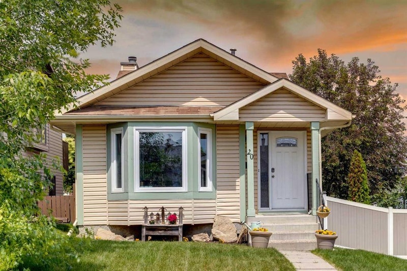 20 Macewan Meadow Link NW Calgary, Alberta Houses for Sale Calgary
