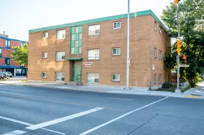 805 Sherbrook- Sherbrook Arms- 1 Bedroom