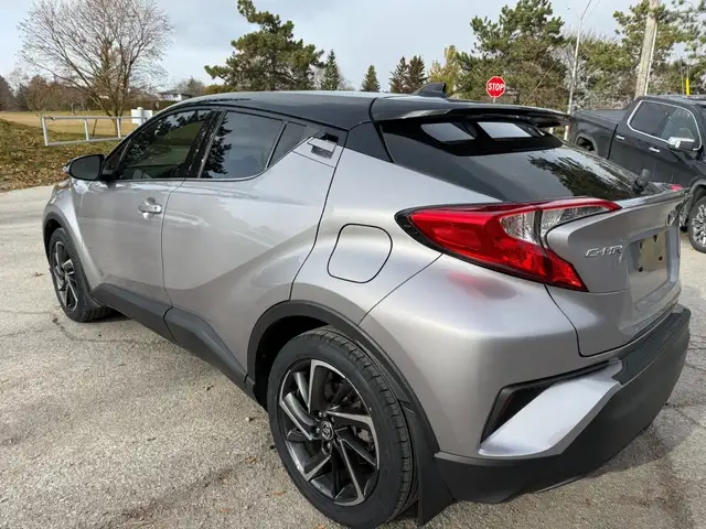 2020 Toyota C-HR Limited LIMITED| NO ACCIDENTS| LOW KM in Cars & Trucks in Markham / York Region - Image 19