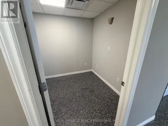 389 LYLE STREET London East (East L), Ontario in Commercial & Office Space for Rent in London - Image 14