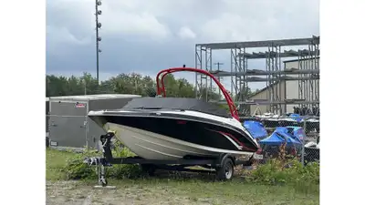 The AR195 promises exhilarating wakesports fun with its 1.8-litre supercharged Yamaha SVHO engine, w...