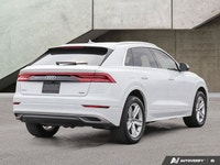 2019 Audi Q8 Progressive AWD. EXTRA CLEAN WELL KEPT, LOADED WITH NAVIGATION, 360 VIEW CAMERA, PANORA... (image 4)