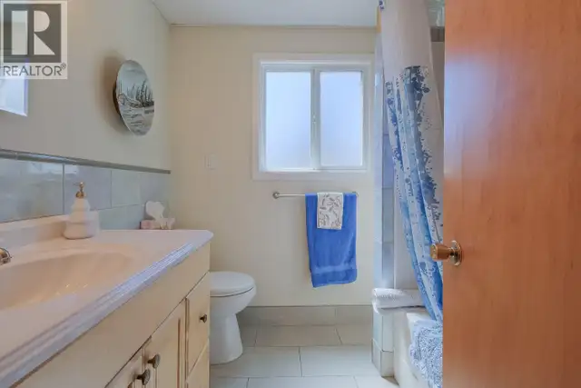 709 BARTLETT Drive Penticton, British Columbia in Houses for Sale in Penticton - Image 26