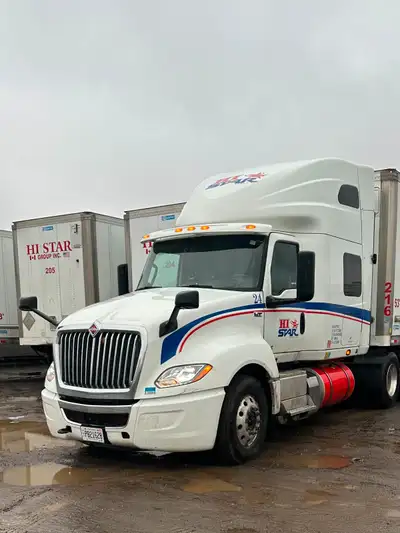 AZ DRIVERS NEEDED FOR MIDWEST  USA AND MONTREAL, View more