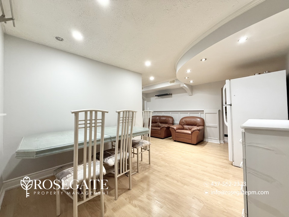 3-Bedroom Basement Apartment in Scarborough 5