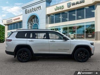 | Dual-Pane Commandview Sunroof | Heated Front Seats | Heated Rear Seats | Heated Steering Wheel | N... (image 5)