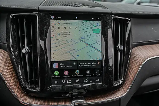2023 Volvo XC60 in Cars & Trucks in City of Montréal - Image 18