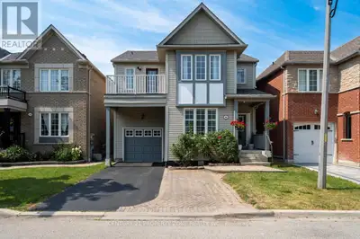 Welcome to this beautifully maintained, award-winning Tribute-built home in the sought-after Notting...