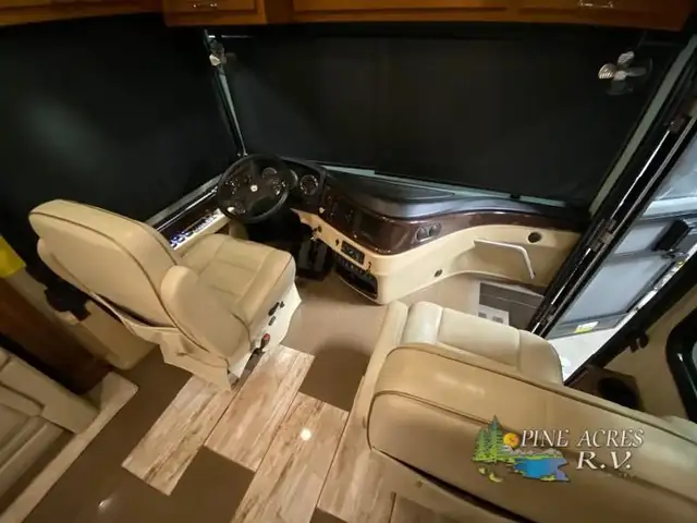 2015 Fleetwood RV Providence 42M only 027,446 Miles in RVs & Motorhomes in Moncton - Image 8