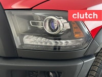 1 OWNER / Auto Dimming Rearview Mirror, Front Heated Seats, Climate Control and more! Clutch is the... (image 7)