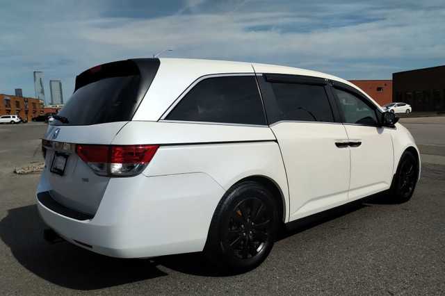 2016 Honda Odyssey SE *Leather, Back-up Cam* in Cars & Trucks in Markham / York Region - Image 3