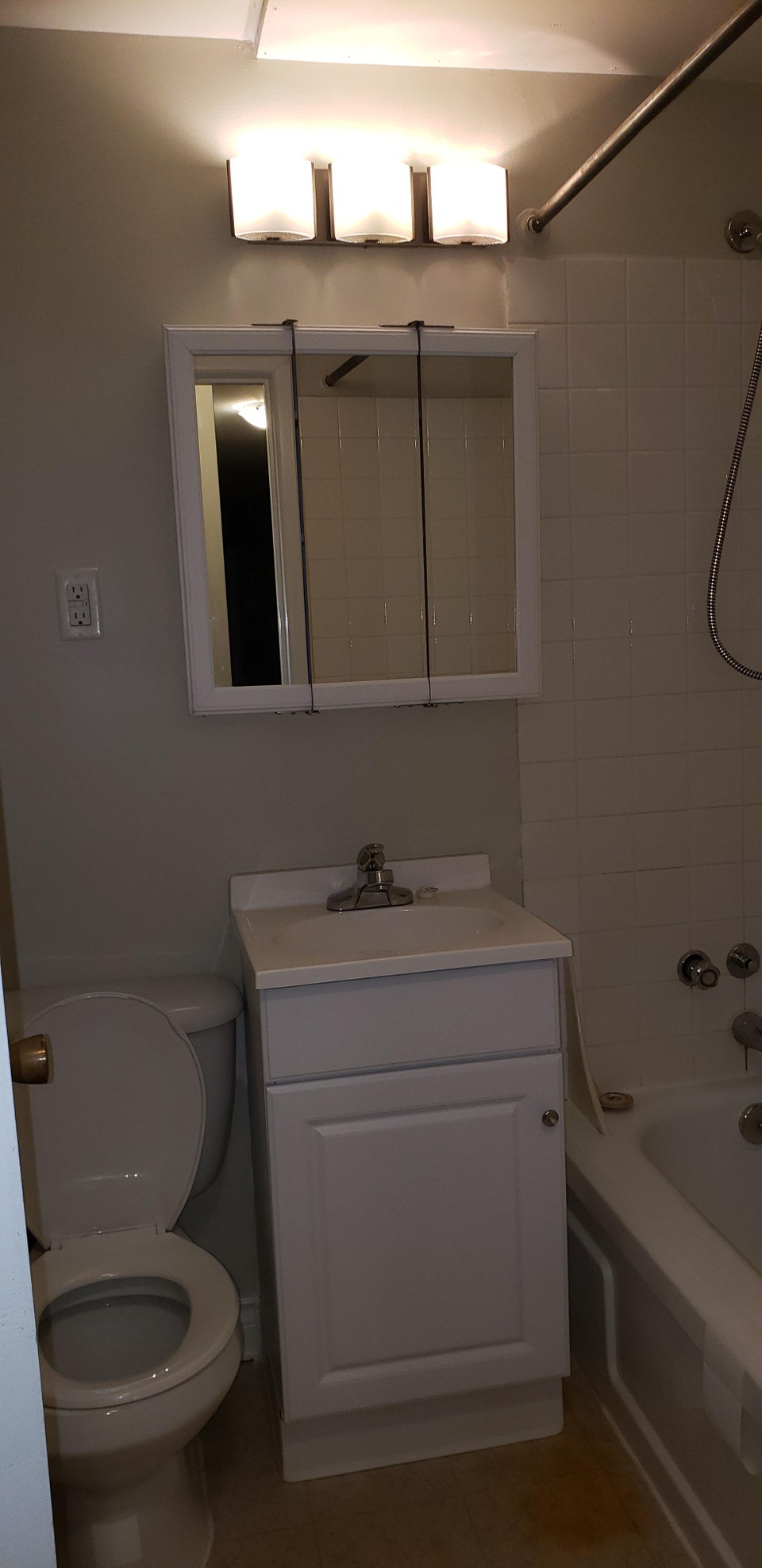 2 Bedroom Suite 4