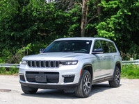 Memory Seat - Heated Seats - Heated Steering Wheel - Power Liftgate - 4x4 drivetrain for all-weather... (image 6)