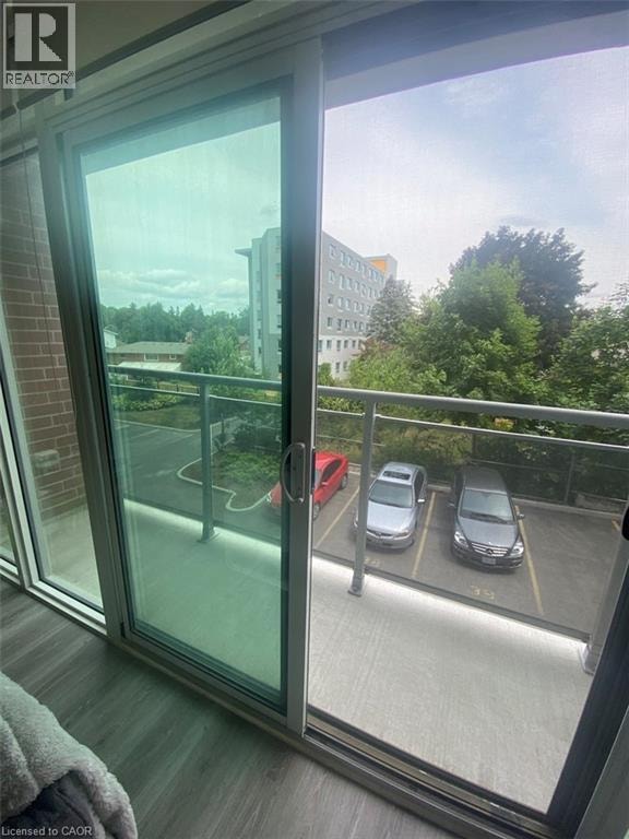 257 HEMLOCK Street Unit# 403 Waterloo, Ontario 5