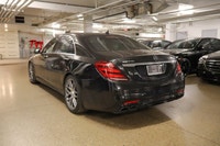This Mercedes-Benz S-Class has a powerful Twin Turbo Premium Unleaded V-8 4.0 L/243 engine powering... (image 4)