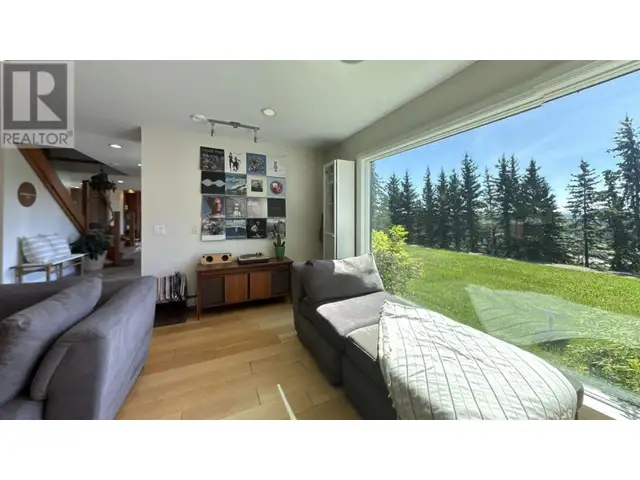 12583 267 ROAD Fort St. John, British Columbia in Houses for Sale in Fort St. John - Image 9