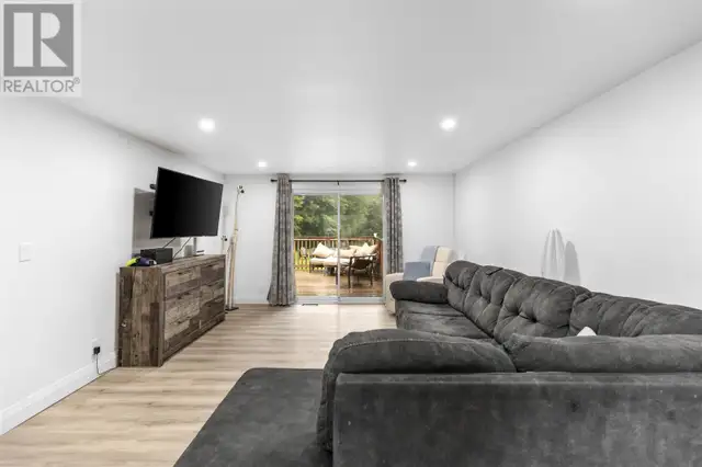 144 Landslide RD Sault Ste. Marie, Ontario in Houses for Sale in Sault Ste. Marie - Image 8