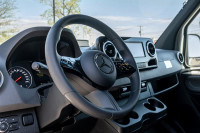 Engine: 2L TURBO 4cyl. L/100Km City: 0.0 L/100Km Hwy: 0.0 (image 9)