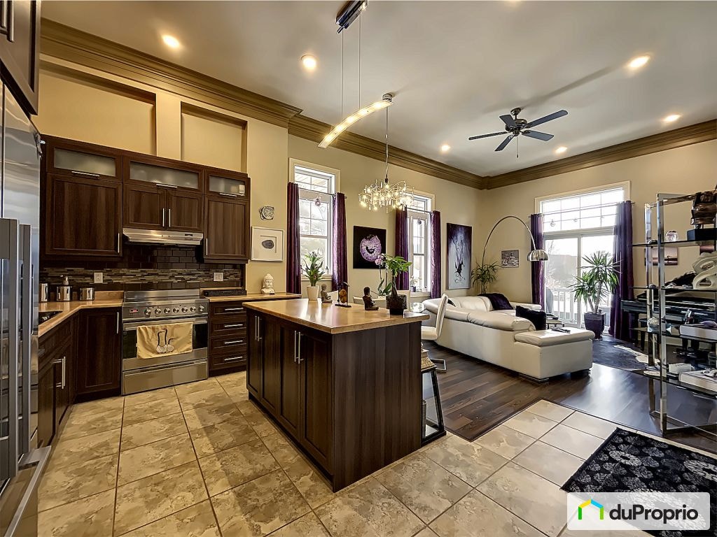 $335,000 - Condominium for sale in Oka — photo 1
