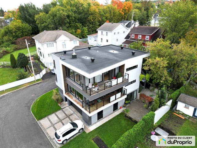 $1,500,000 - Duplex for sale in Levis — photo 2