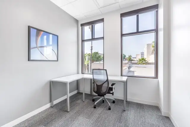 Office space for rent for 1 person in Spaces North York Toronto in Commercial & Office Space for Rent in City of Toronto - Image 9