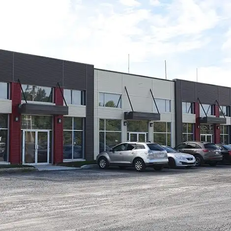 St-Jean-sur-Richelieu Local ind. et entreposage ext. Route 104