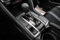 Nouvel Arrivage! La Honda Civic LX 2021 est une berline compacte reconnue pour sa fiabilité, son eff... (image 8)