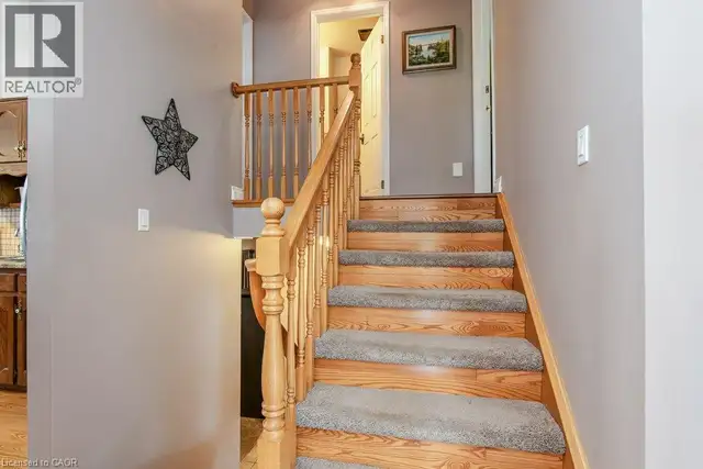 108 QUEENSWAY Drive St. Jacobs, Ontario in Houses for Sale in Kitchener / Waterloo - Image 21