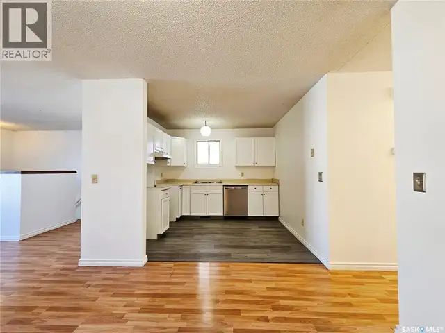 242 - 244 Wakabayashi WAY Saskatoon, Saskatchewan in Houses for Sale in Saskatoon - Image 7