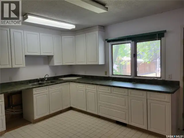 27 Elm STREET Katepwa Beach, Saskatchewan in Houses for Sale in Regina - Image 14