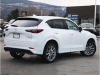 2025 MAZDA CX-5 GT - NO ACCIDENTS - BC VEHICLE - BACKUP CAMERA - HEATED AND VENTILATED FRONT SEATS -... (image 2)