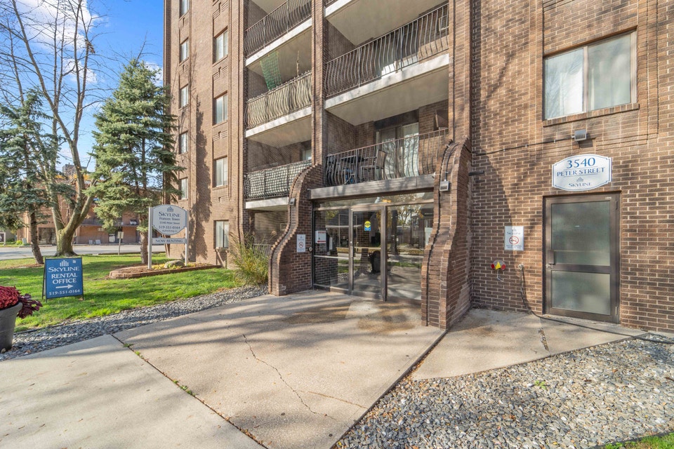 Frances Tower Apartments - 1 Bedroom, 1 Bath Apartment for Rent 3
