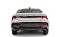 Moderne, Économique et Bien Équipée Découvrez le style et l’innovation avec cette Hyundai Elantra Pr... (image 9)